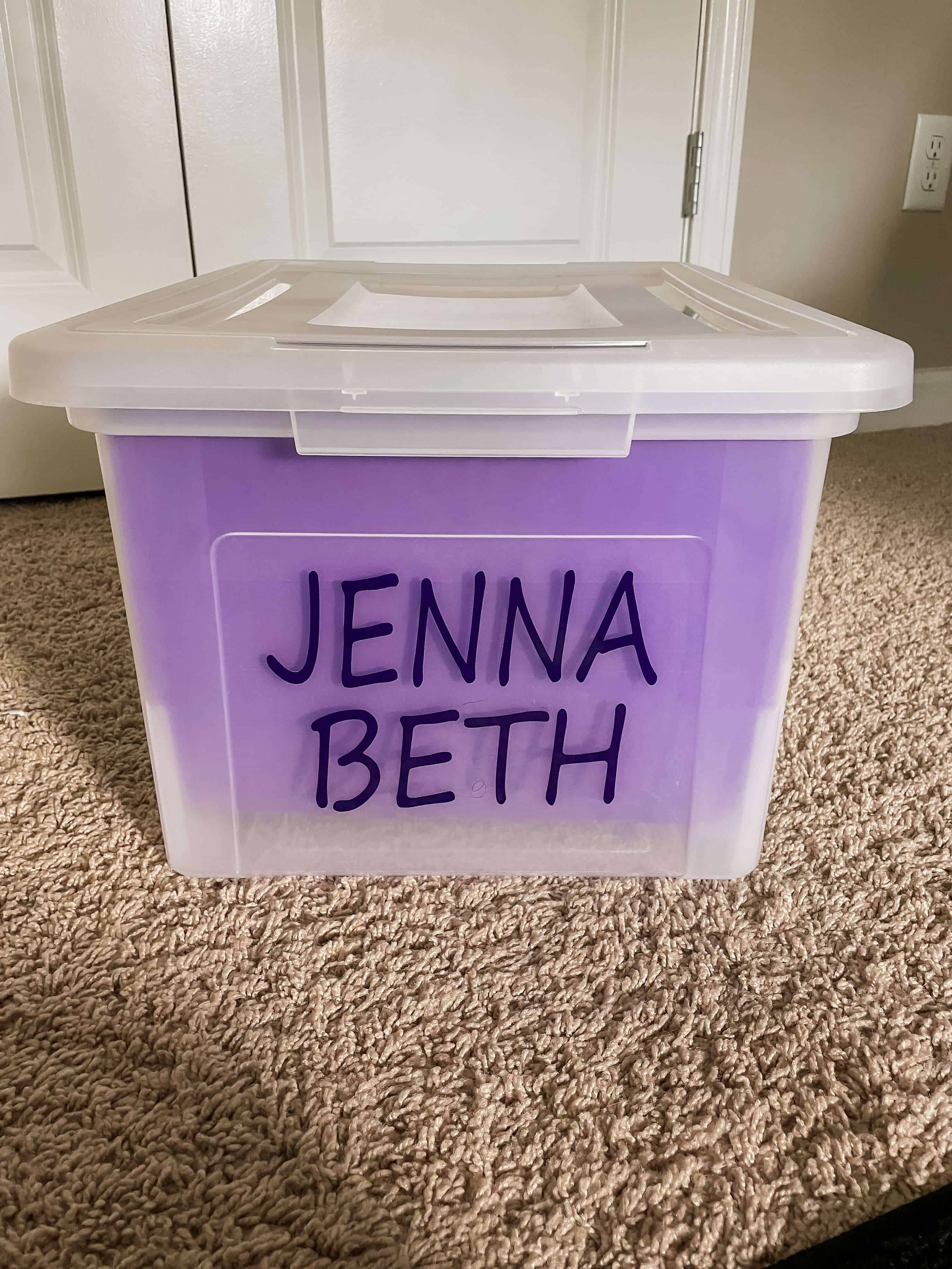 DIY memory box to organize kids school papers